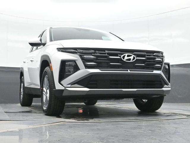 New 2026 White Hyundai SE AWD image 22