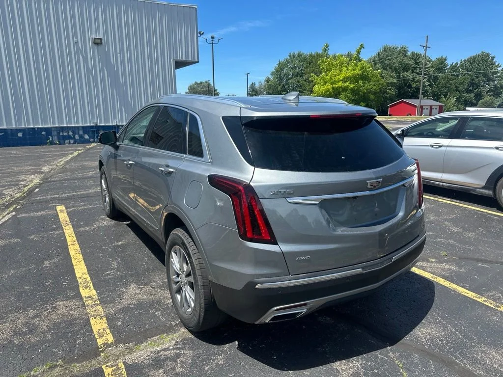 Used 2023 Argent Silver Metallic Cadillac Premium Luxury image 5