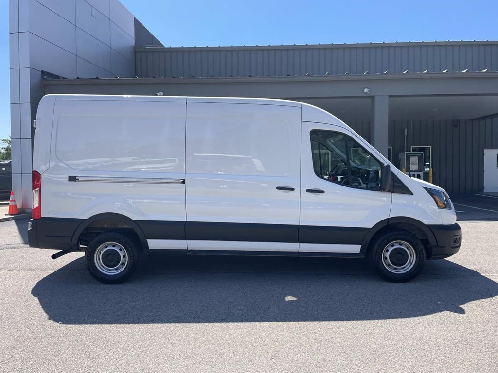 Used 2025 White Ford Base image 8
