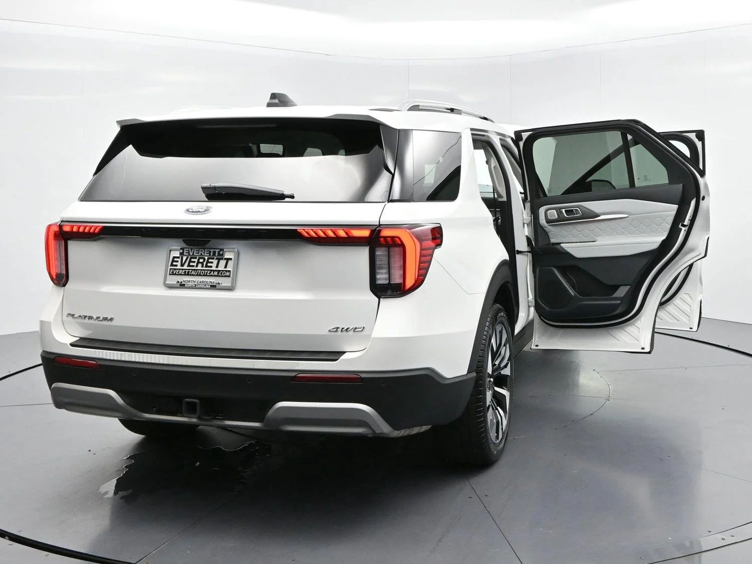 Used 2026 White Ford Platinum image 40