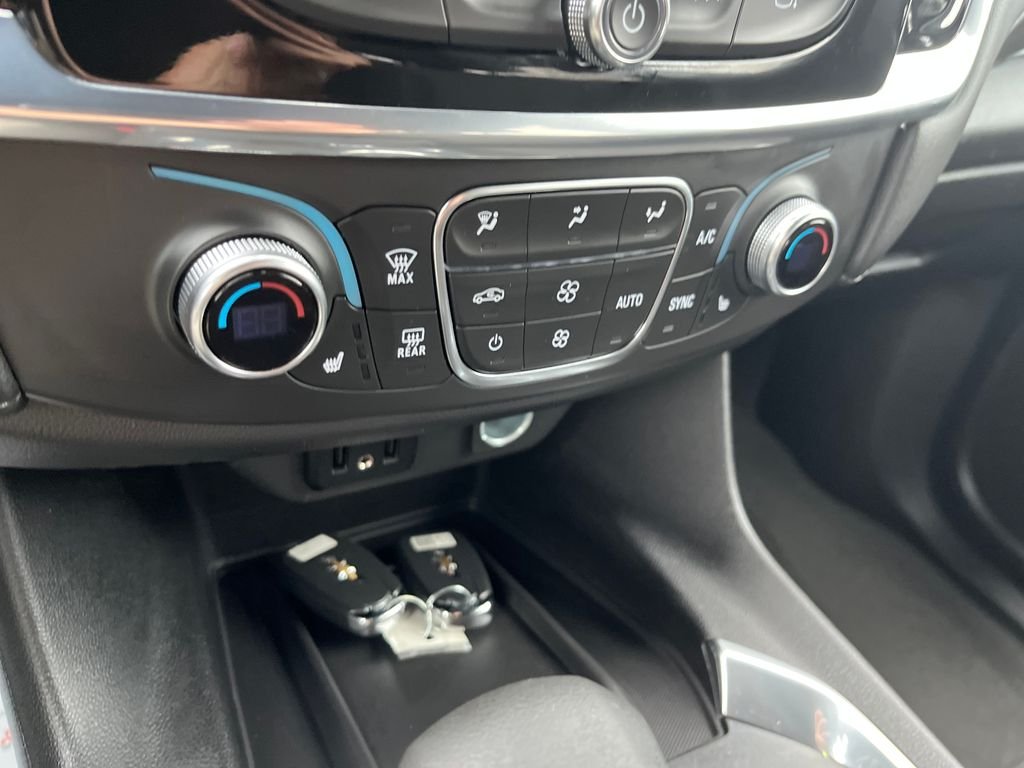 Used 2023 Gray Chevrolet LT image 21