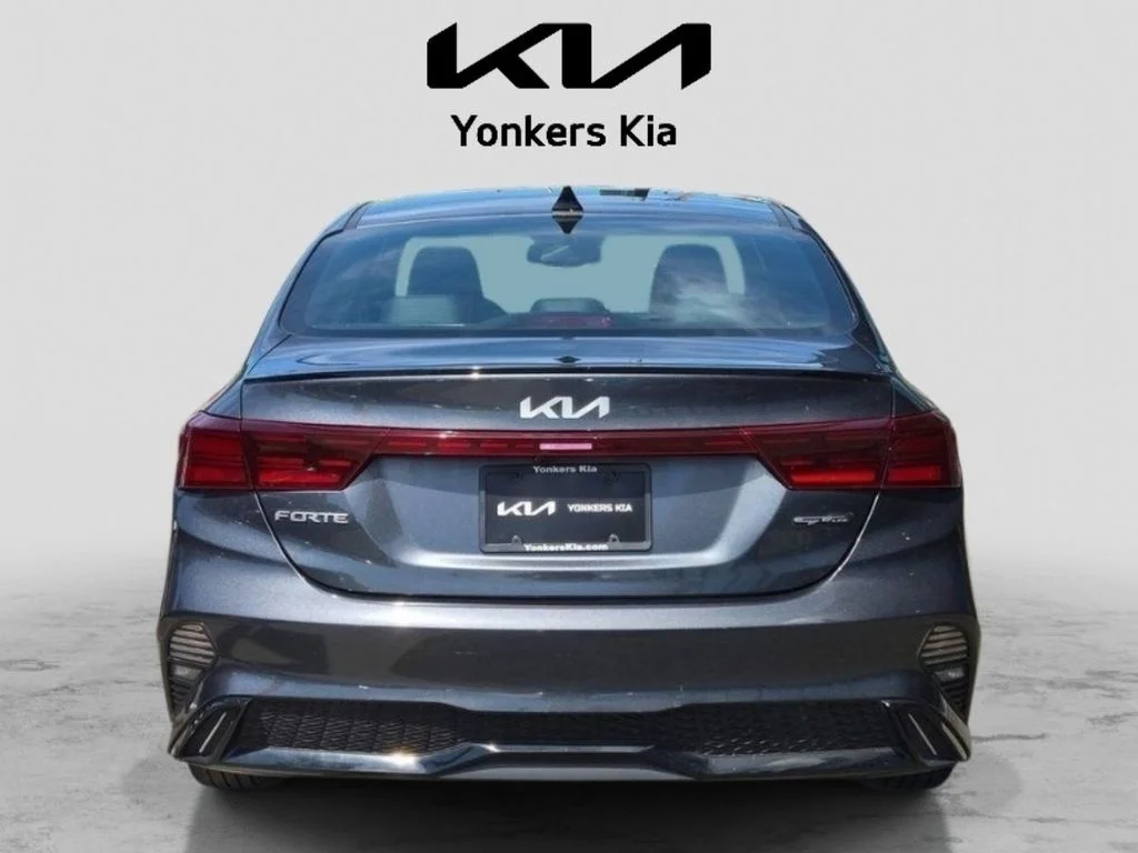 Used 2023 Gray Kia GT-Line image 7