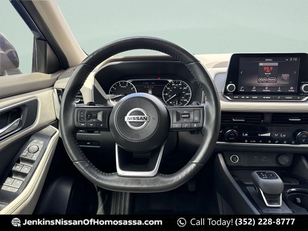 Used 2021 Blue Nissan SV image 26