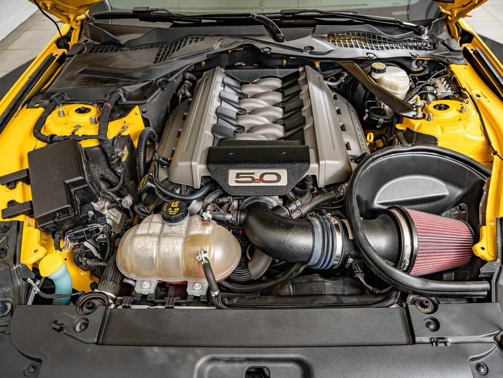Used 2015 Yellow Ford GT Premium image 40