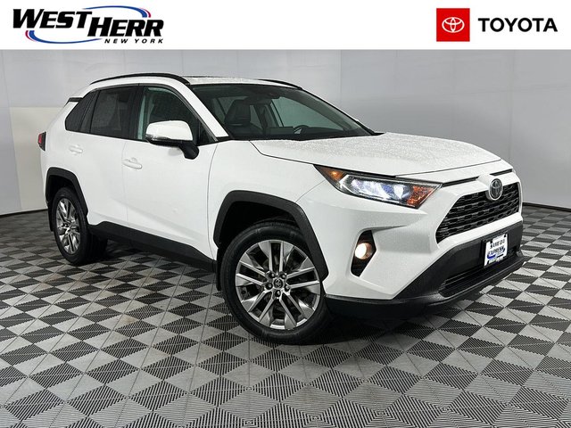 2020 Toyota RAV4 XLE Premium