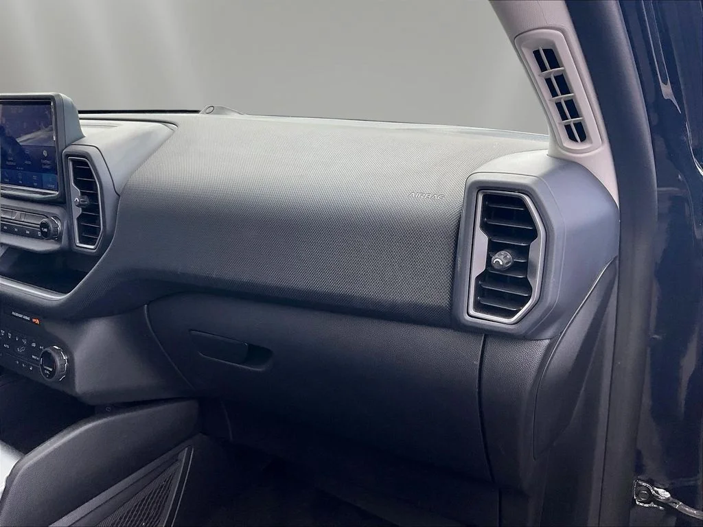 Used 2021 Blue Metallic Ford Outer Banks image 26