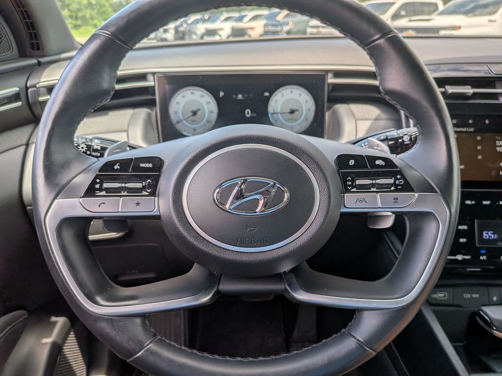 Used 2022 Black Hyundai Limited image 11