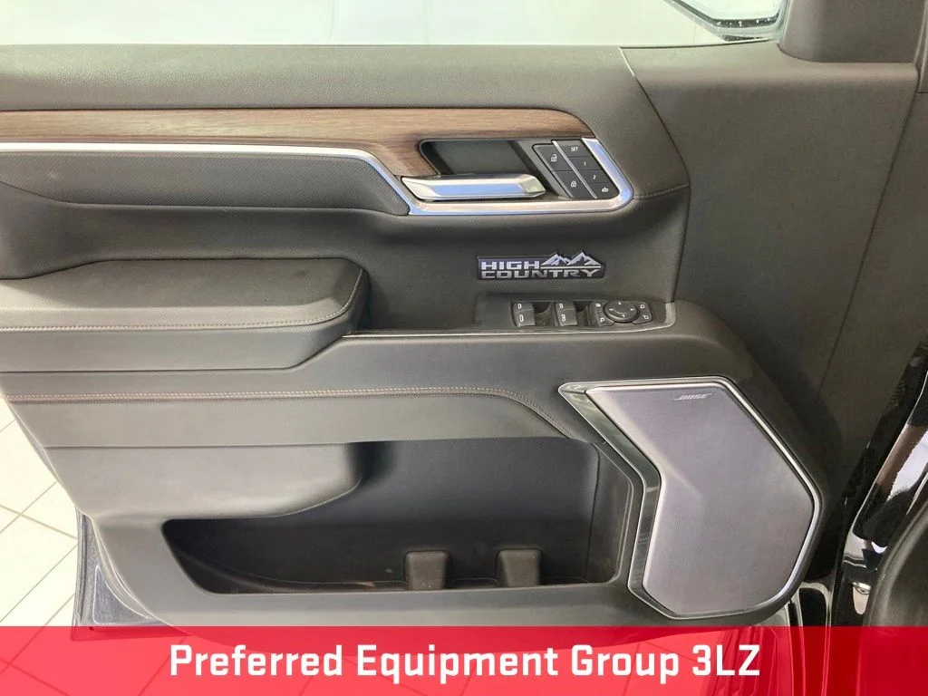 Used 2022 Black Chevrolet High Country image 12