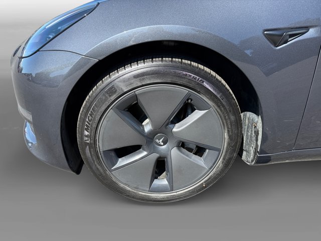 Used 2023 Gray Tesla Base image 9