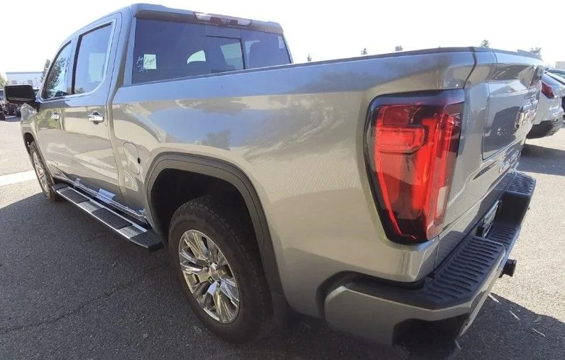 Used 2024 GMC Sierra 1500 Denali Denali with VIN 1GTUUGEL3RZ212482 for sale in Kansas City