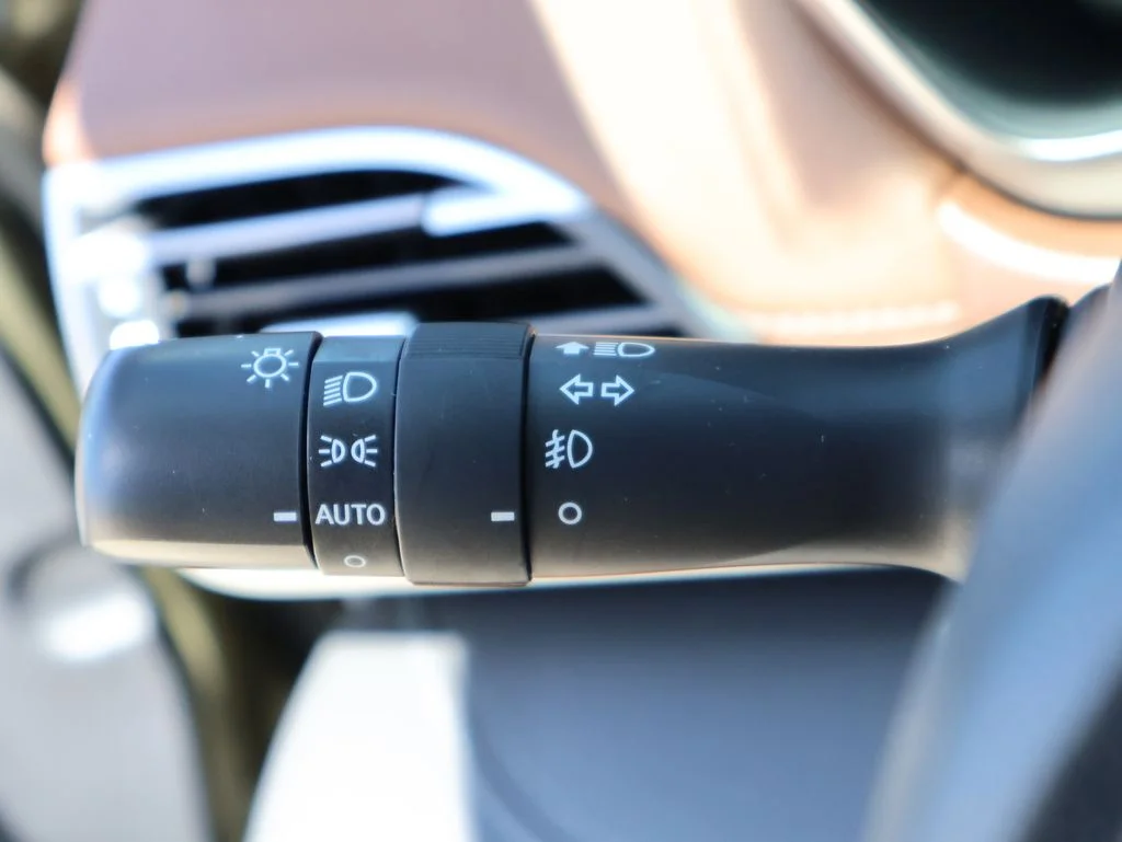 Used 2025 Green Subaru Touring XT image 37