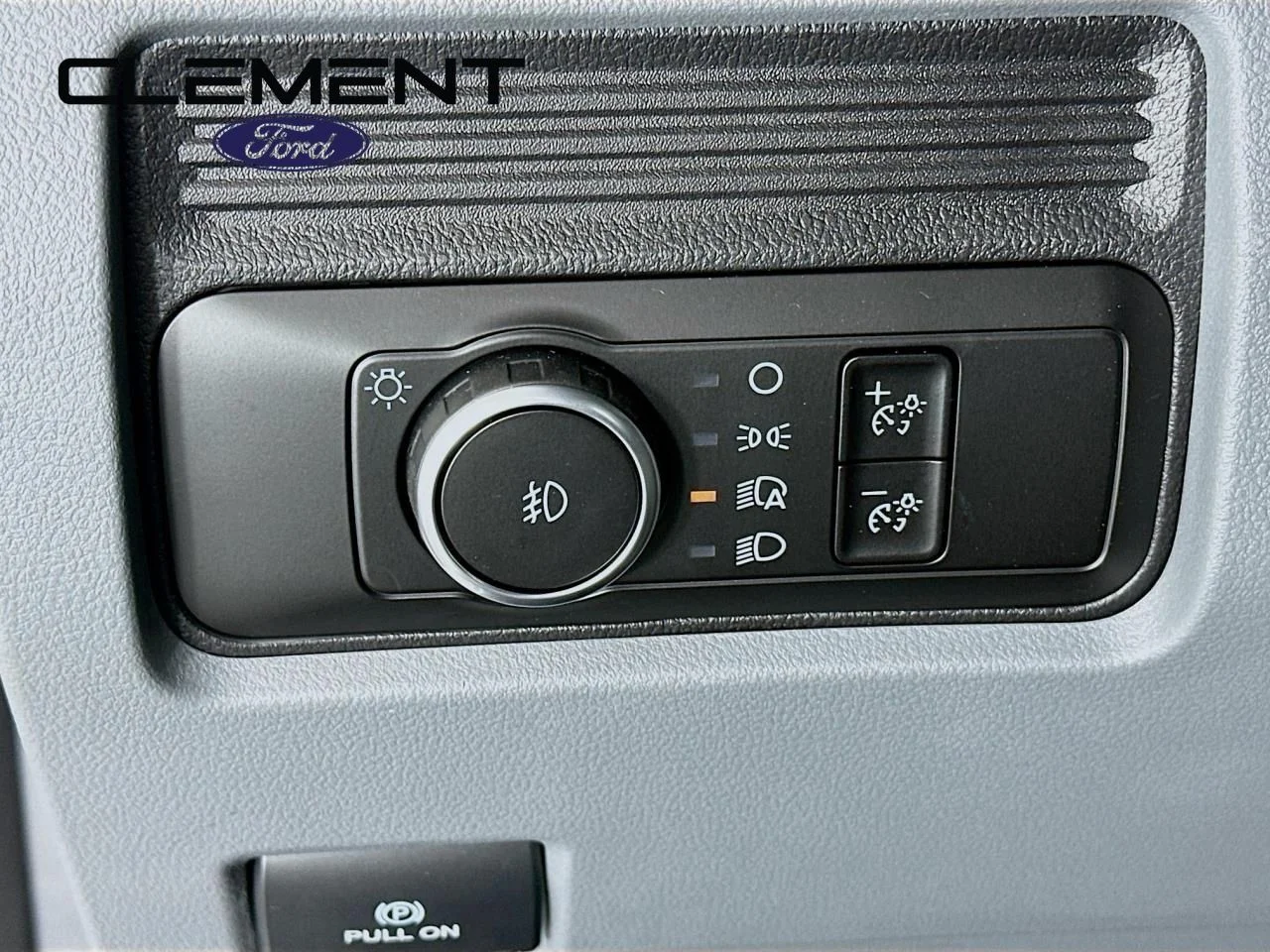 New 2026 Oxford White Ford F-550® XL image 12
