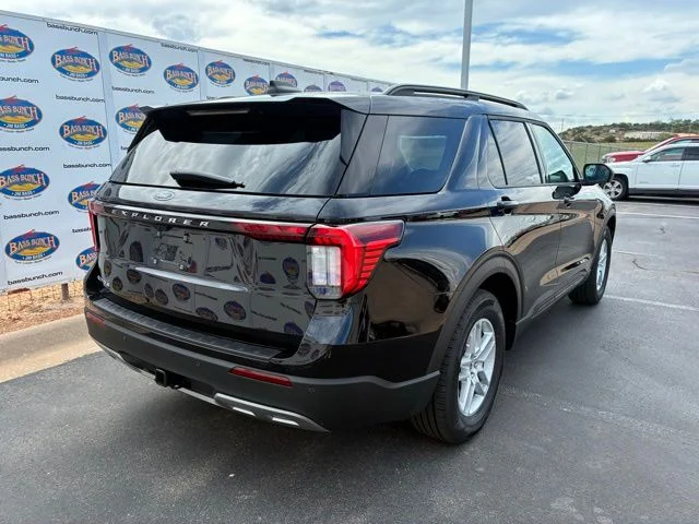 New 2026 Agate Black Metallic Ford Active image 4