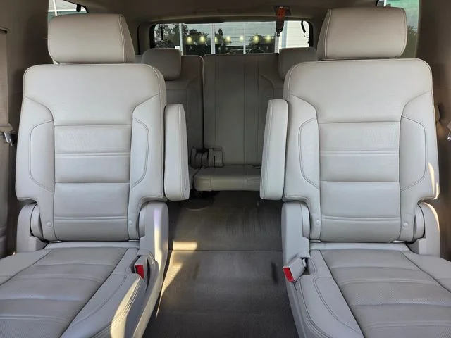 Used 2019 Black GMC Denali image 11