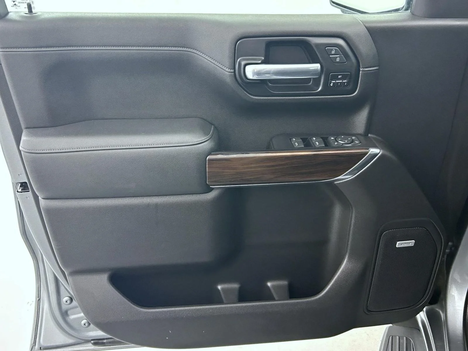 Used 2021 Gray GMC SLT image 9