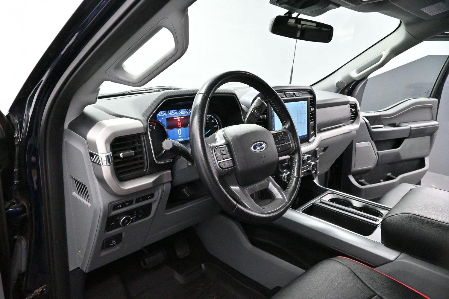 Used 2022 Antimatter Blue Ford XLT image 13
