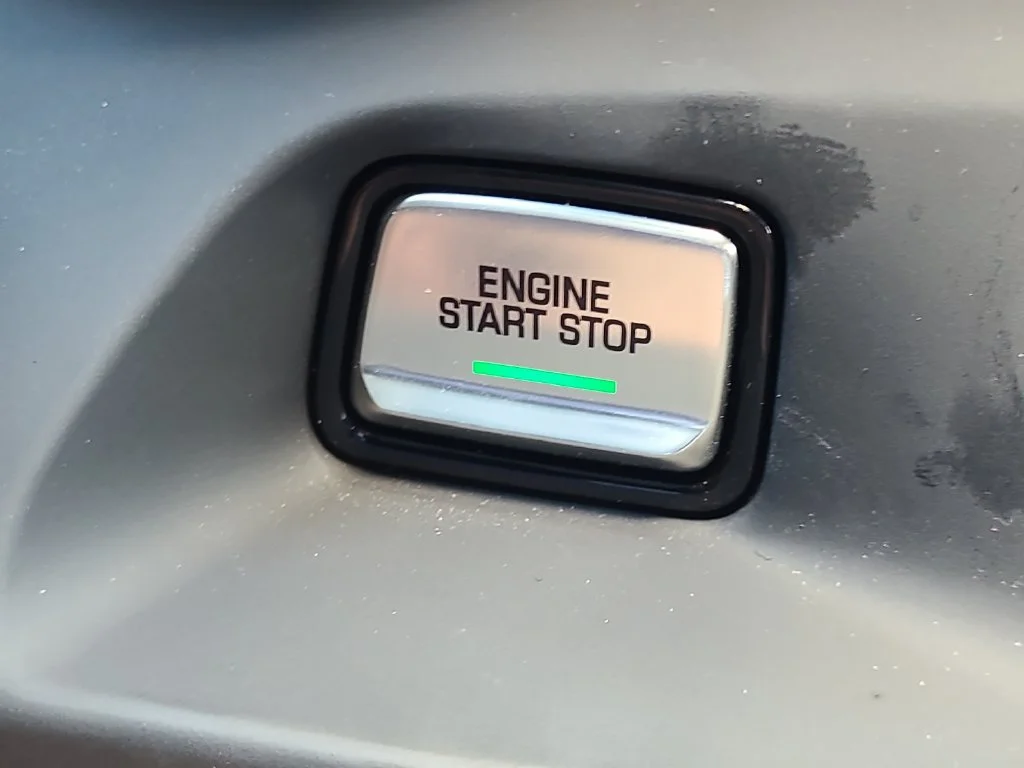 Used 2023 SHARKSKIN METALLIC Chevrolet ZL1 image 28