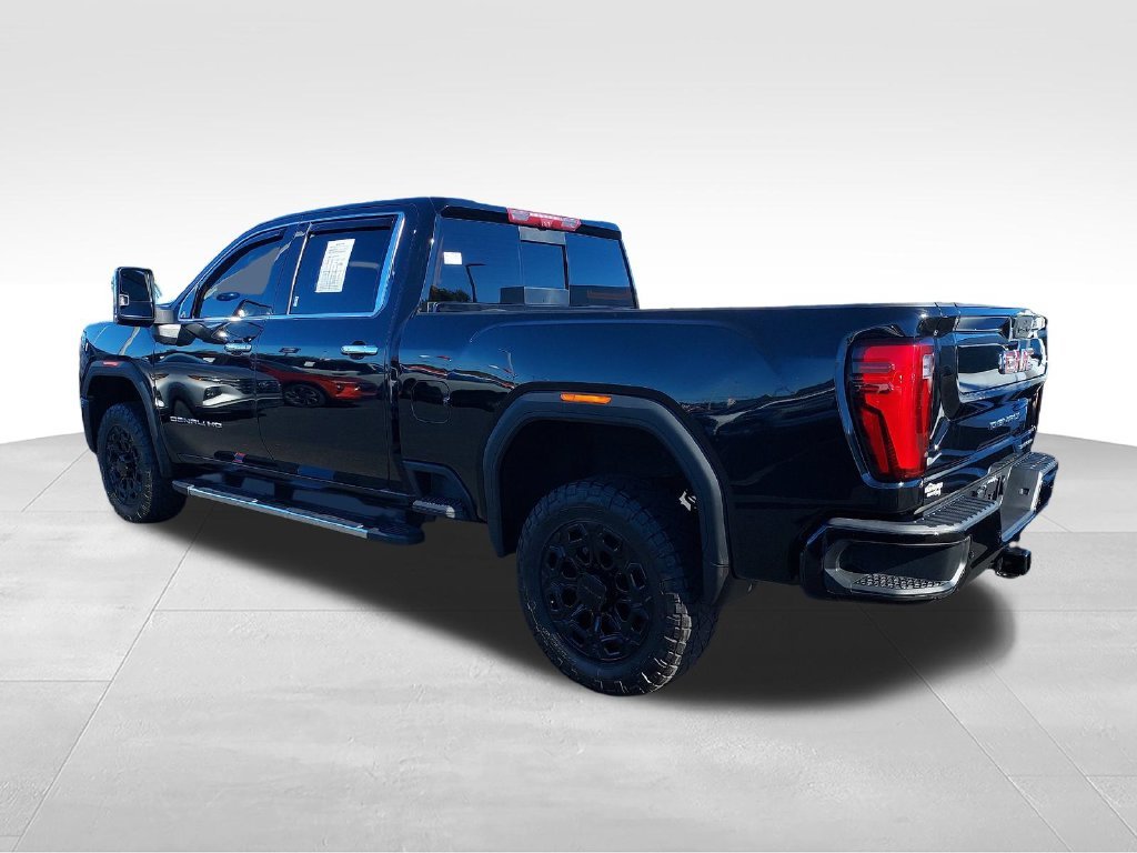 Used 2024 Black GMC Denali image 3