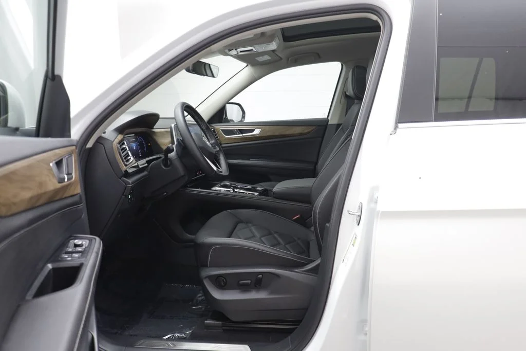 Certified Used 2026 Opal White Volkswagen 2.0T SE w/Technology image 5