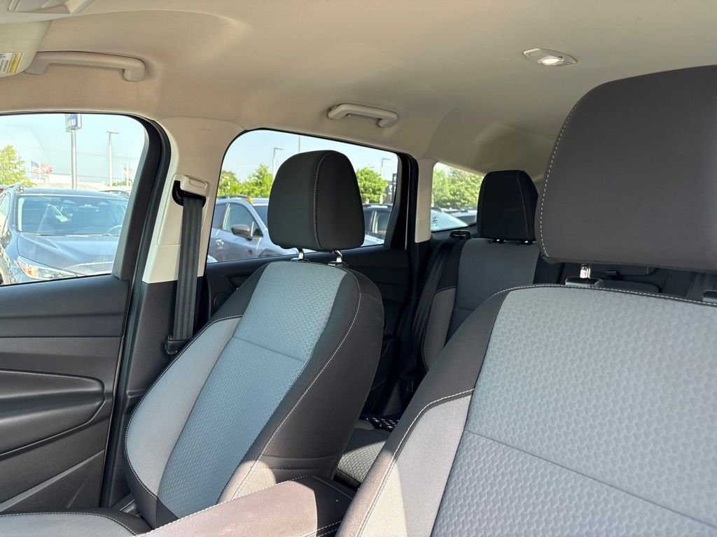 Used 2017 Gold Ford SE image 4