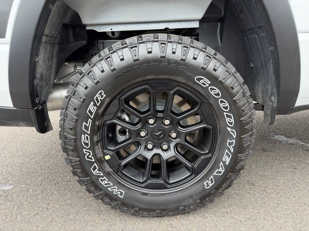 New 2026 Bright White Clear-Coat Exterior Paint RAM Rebel image 9