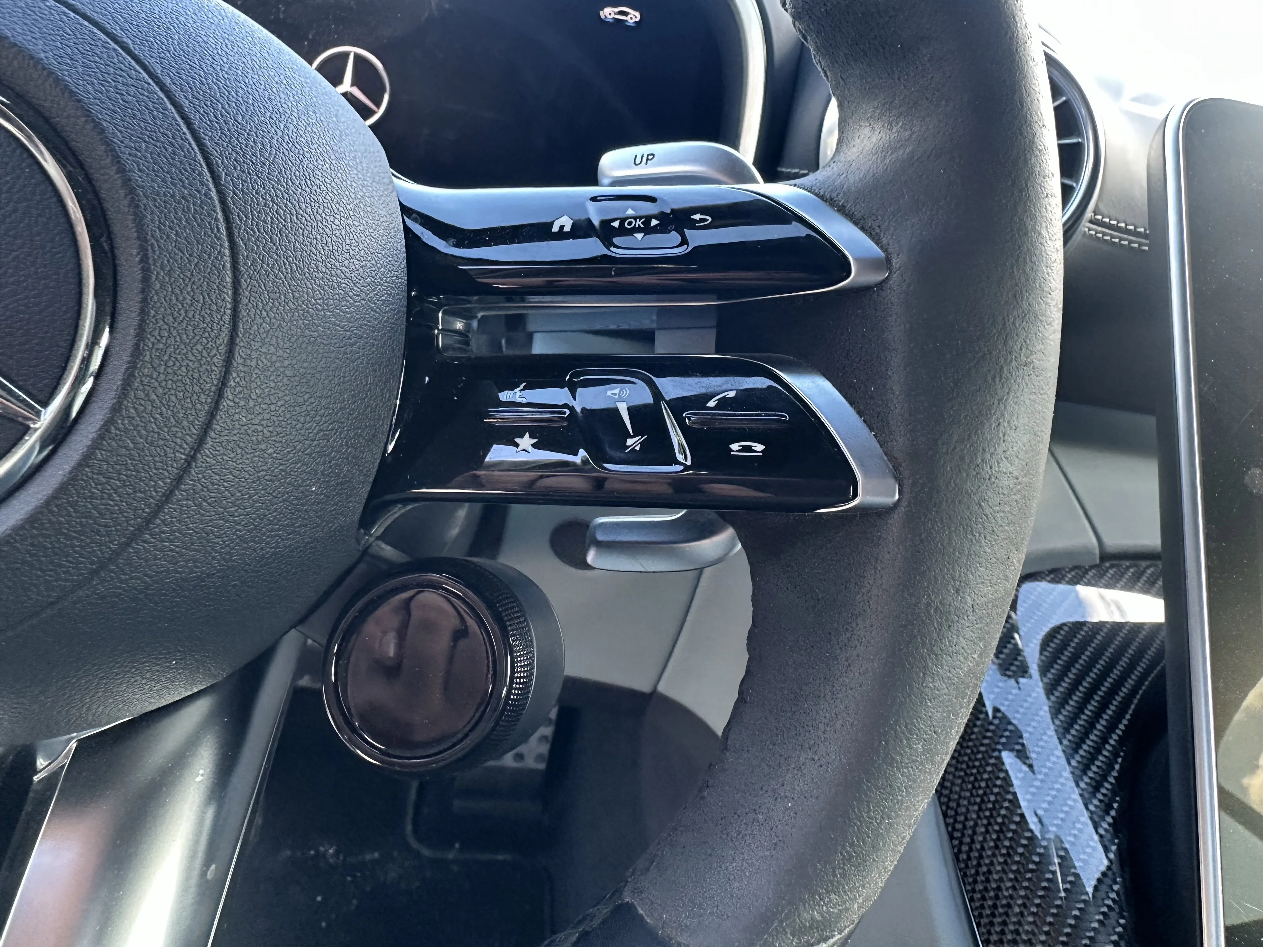 Certified Used 2022  Mercedes-Benz AMG SL 63 image 18