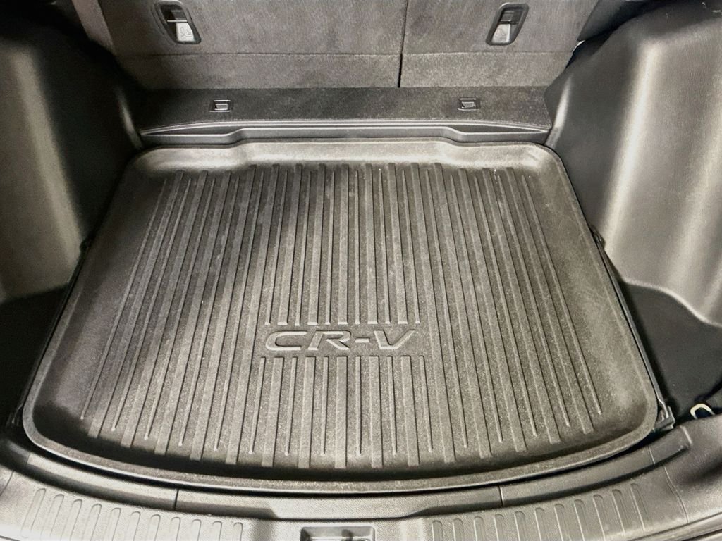 Used 2017 Lunar Silver Metallic Honda EX-L image 25