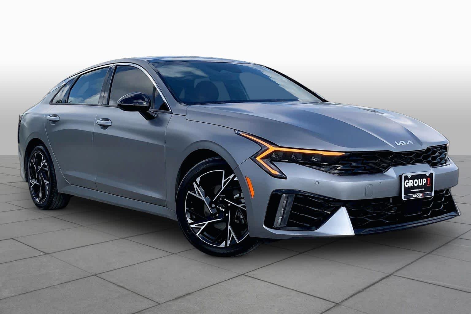Used 2025 Steel Matte Gray Kia GT-Line image 3