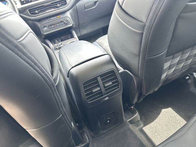 Used 2025 Green Ford Outer Banks image 24