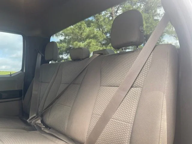 Used 2019 White Ford XL image 22