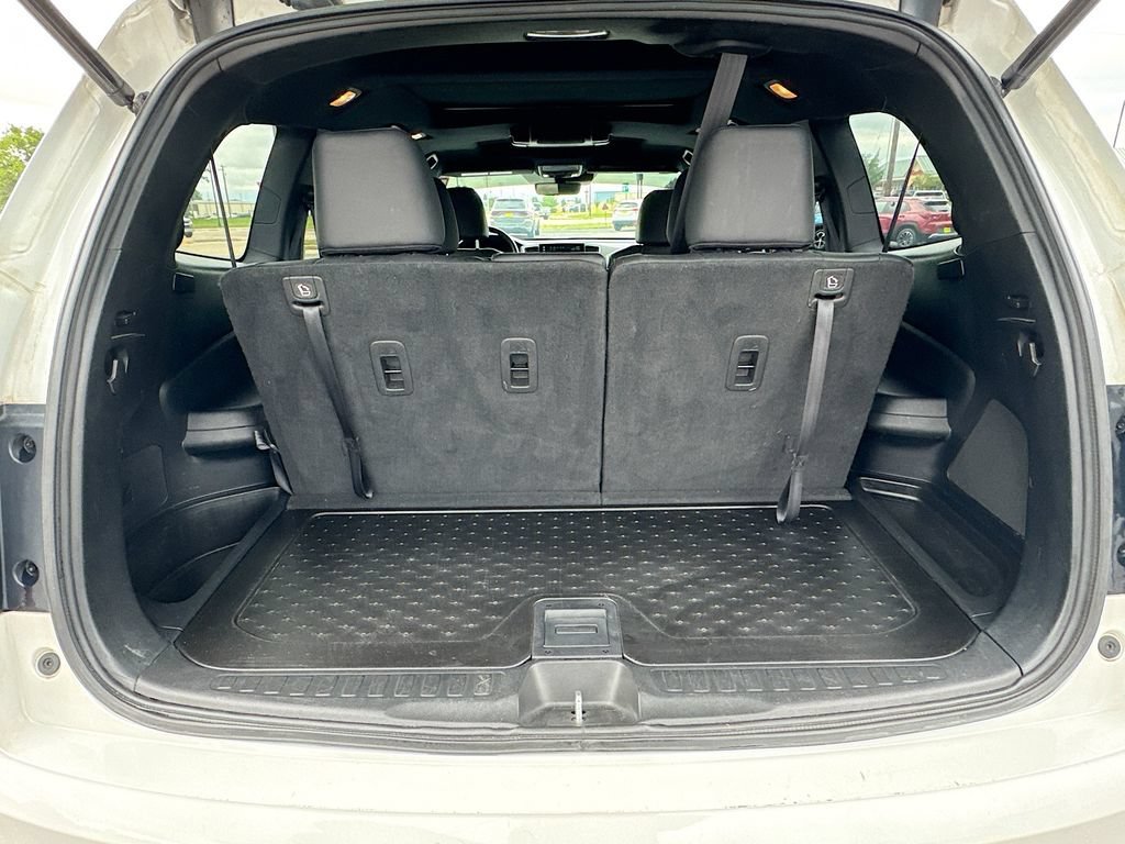 Used 2021 White Honda Black Edition image 31
