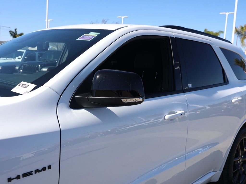 New 2026 White Knuckle Clear-Coat Exterior Paint Dodge GT Plus HEMI V8 image 11