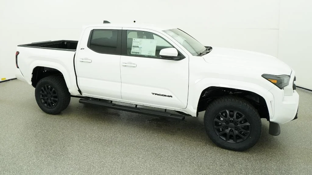 New 2026 Ice Cap Toyota SR5 image 15