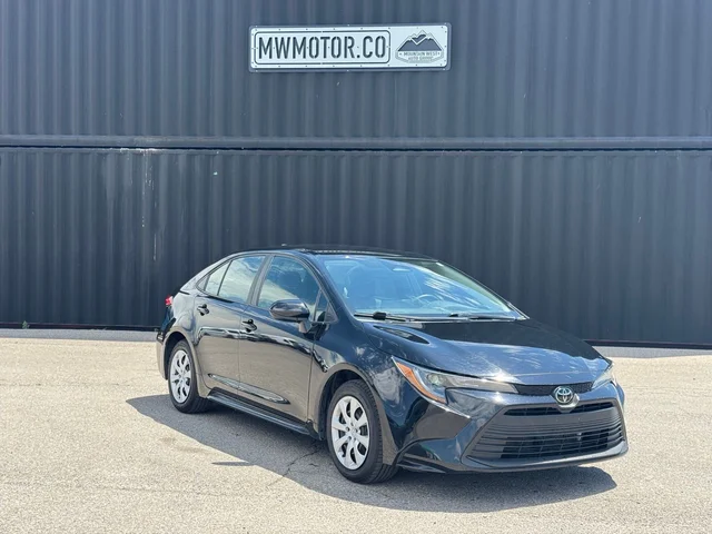 2025 Toyota Corolla LE