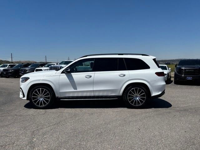 Used 2024  Mercedes-Benz GLS 450 image 2