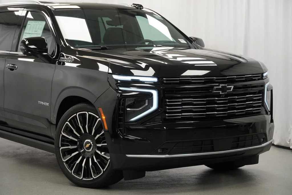 New 2026 Black Chevrolet High Country image 9