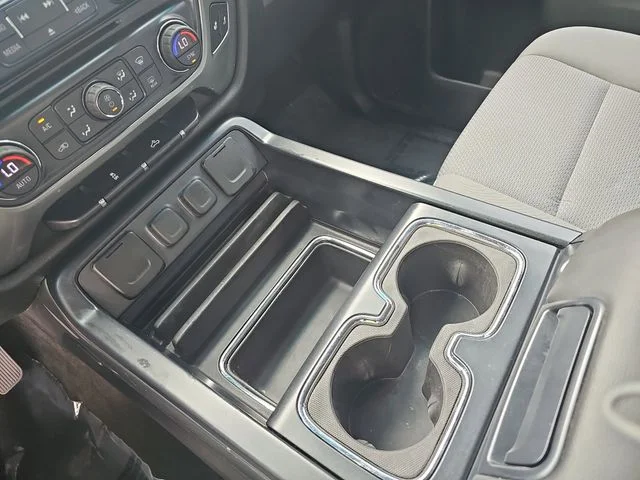 Used 2018 Gray Chevrolet LT image 23