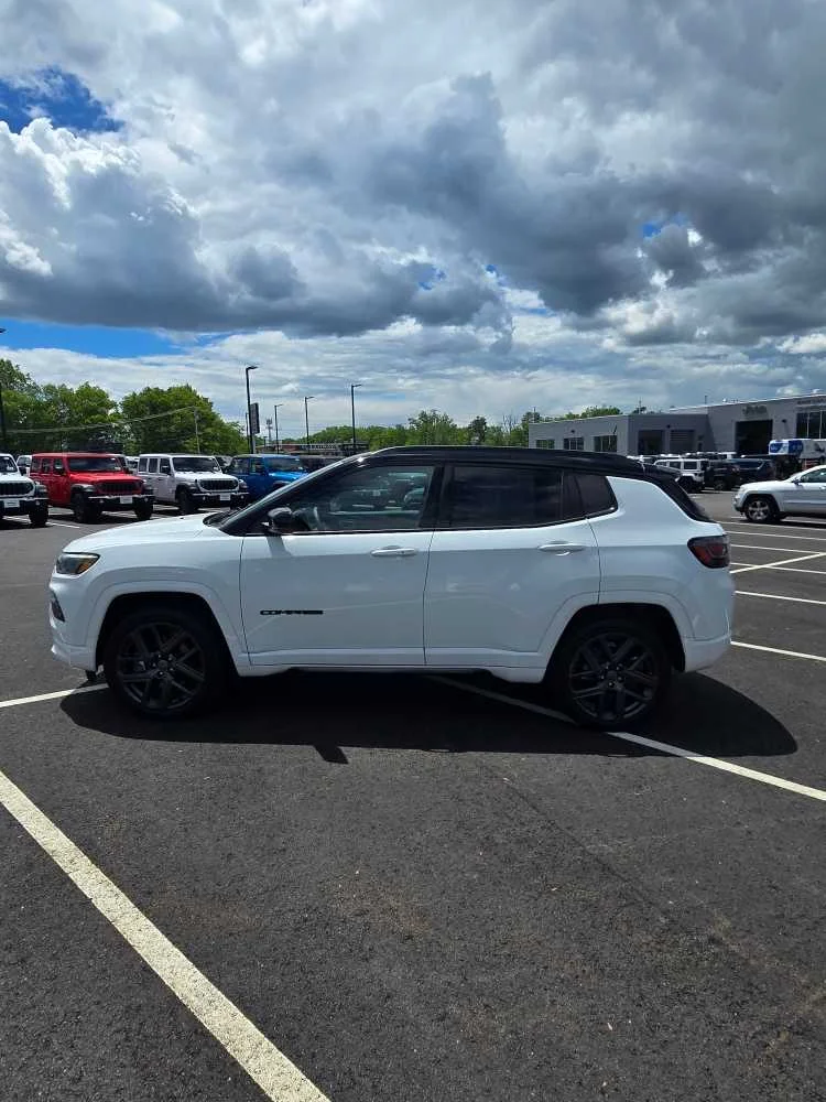 2024 Jeep Compass Limited 4X4's photo