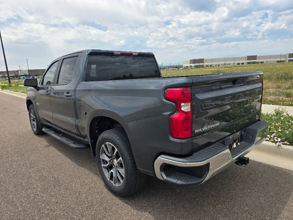Used 2020 Shadow Gray Metallic Chevrolet LT image 3