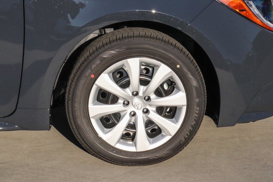New 2027 Underground Toyota  LE image 10