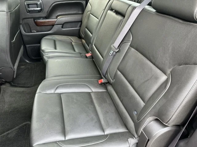 Used 2017 Black GMC SLT image 25