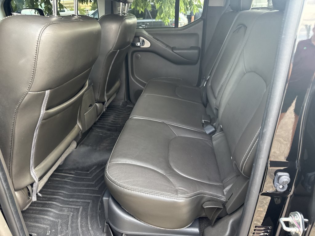 Used 2018 Magnetic Black Nissan PRO-4X image 10