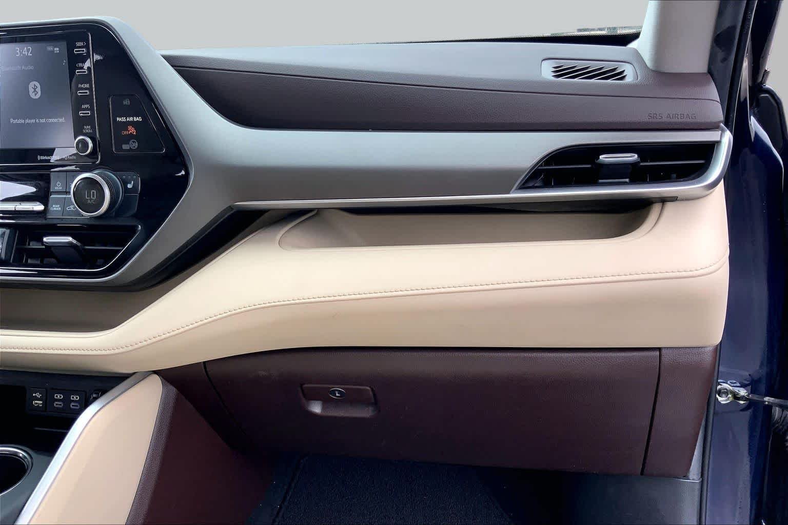 Used 2022 Blueprint Toyota XLE image 18
