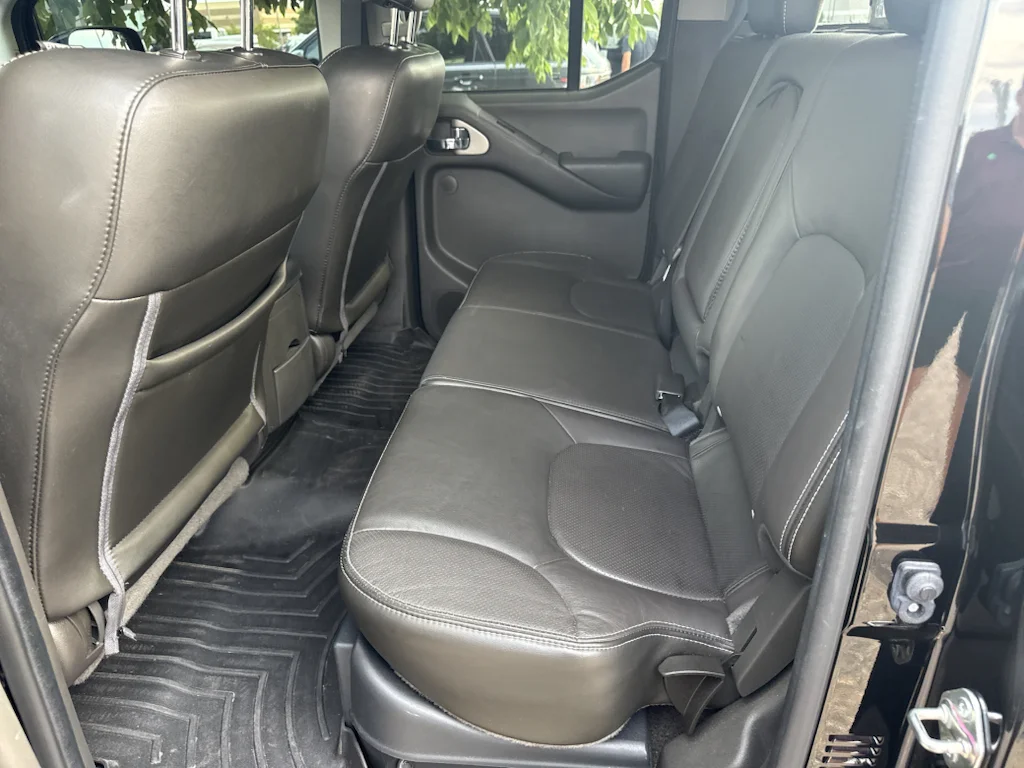 Used 2018 Magnetic Black Nissan PRO-4X image 10