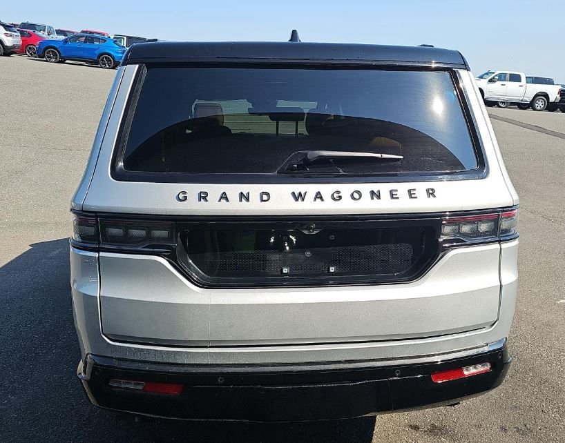 Used 2025 Silver Jeep Series III image 5