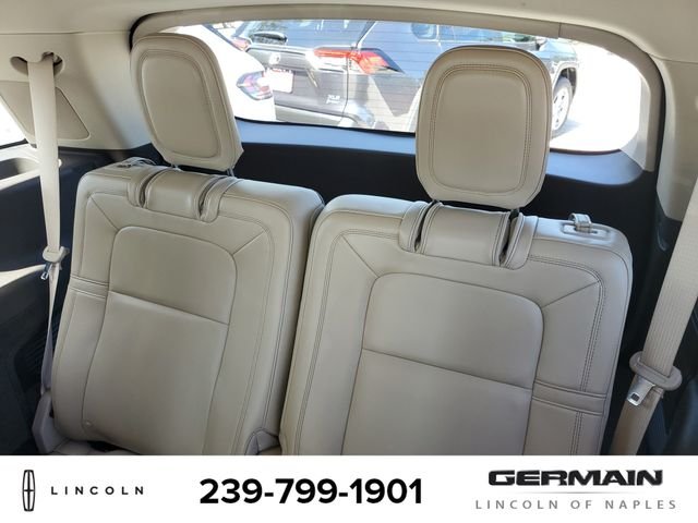 Used 2022 Red Lincoln Reserve image 21