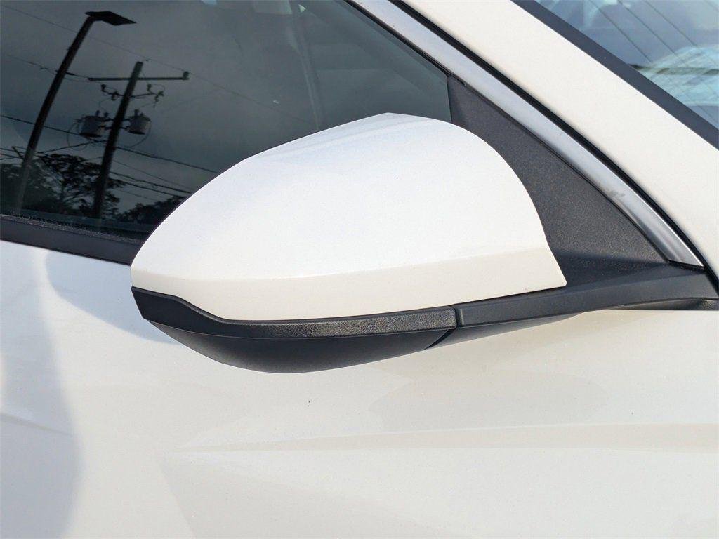 New 2026 White Hyundai SE FWD image 11