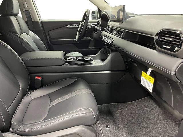 New 2026 White Honda AWD RTL image 27