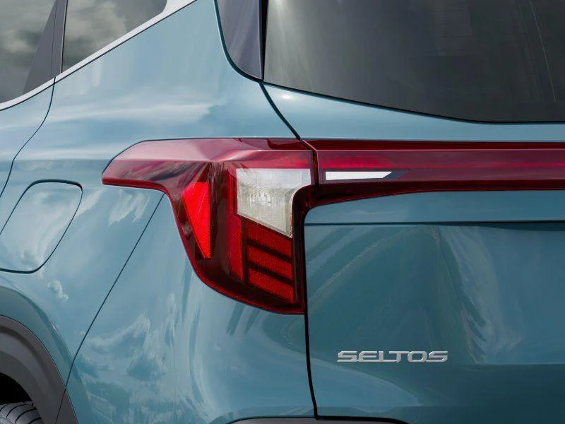 New 2026 Pluton Blue/Black Roof Kia SX image 11