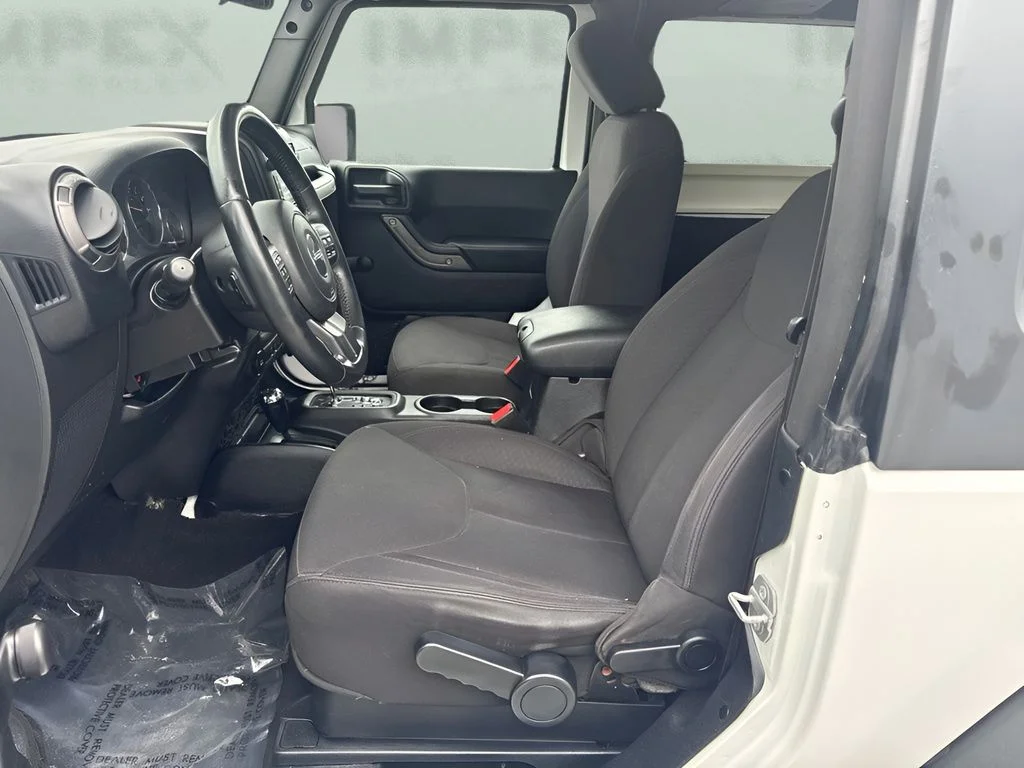Used 2015 White Jeep Sport image 5